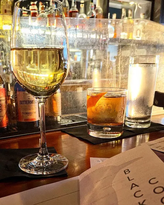 Blackbird Kitchen and Cocktails Picture 10