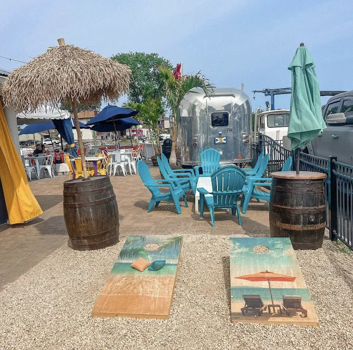 The Clubhouse Picture 9