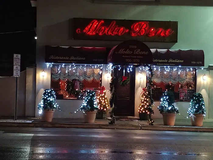 Molto Bene Picture 8