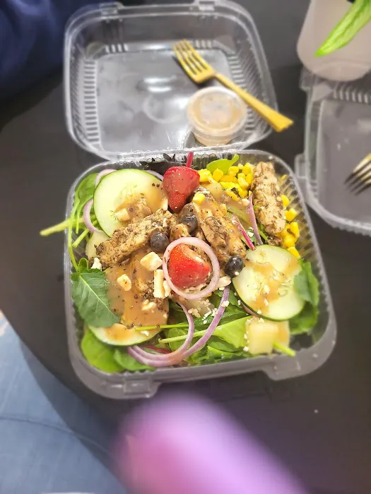 SweetBliss Salad Station & Events Picture 9