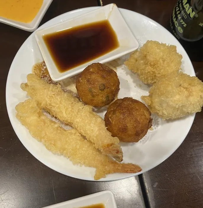 Makoto Asian Cuisine Picture 6