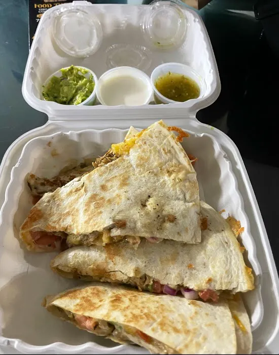 Macho Nacho Mexican Grill Picture 7