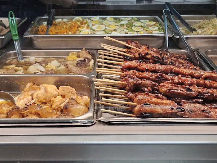 Fiesta Pilipino Restaurant and Groceries Picture 5