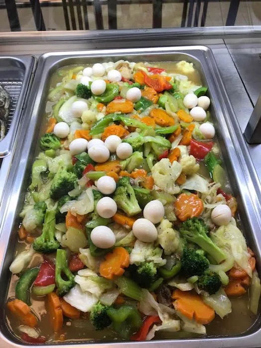 Fiesta Pilipino Restaurant and Groceries Picture 7