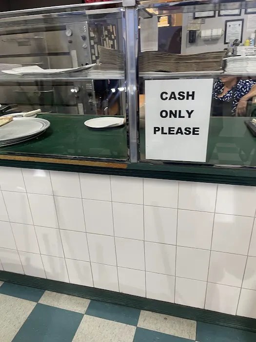 Milanos Pizzeria Picture 2