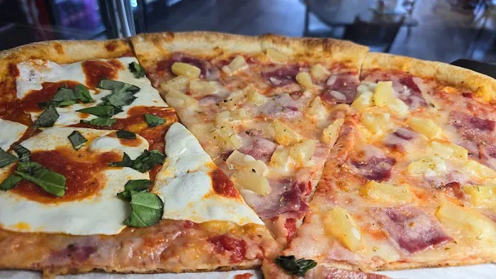 JJ’s Pizzeria Picture 3