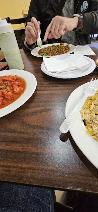 New Masala Grill and Restaurant Picture 3