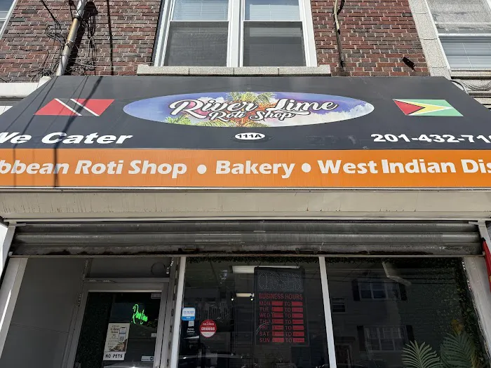 River Lime Roti Shop Picture 6