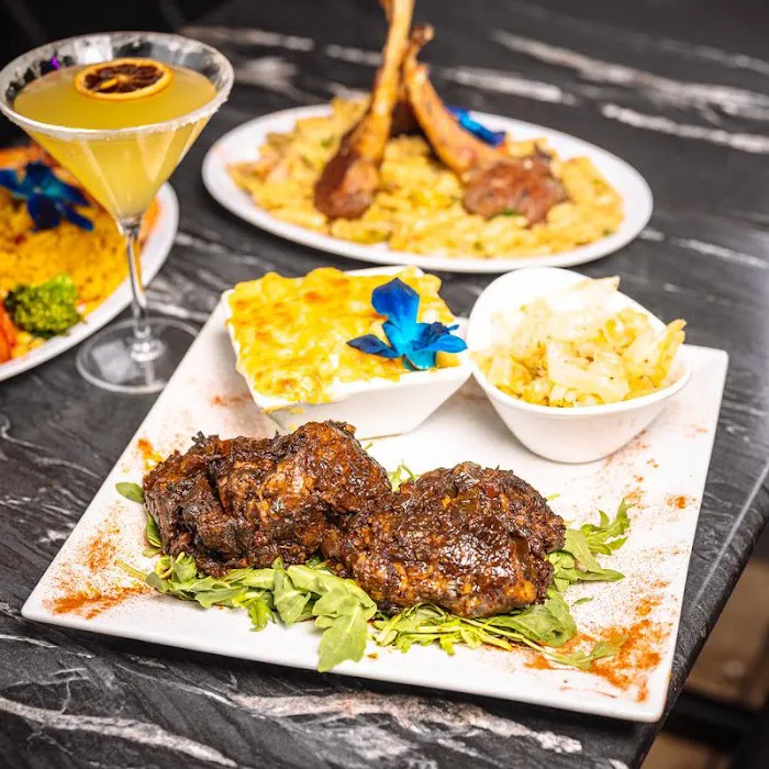 Cherry's Lounge Picture 10