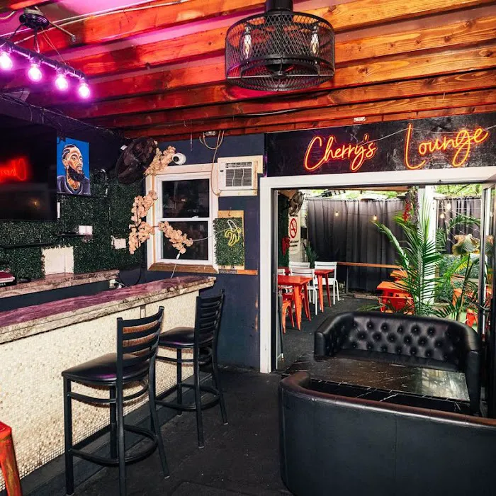 Cherry's Lounge Picture 3