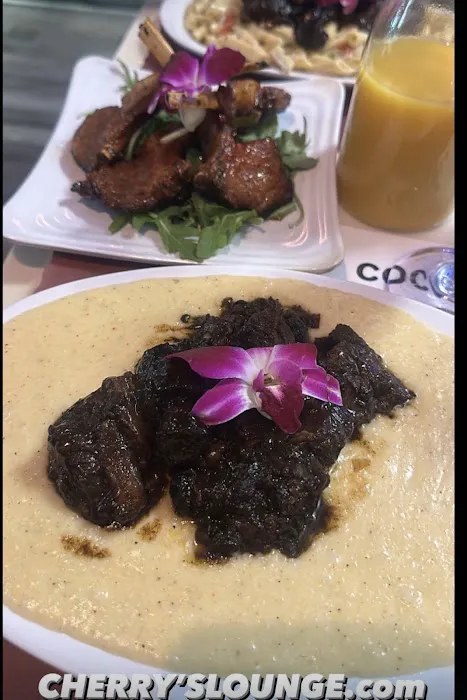 Cherry's Lounge Picture 9