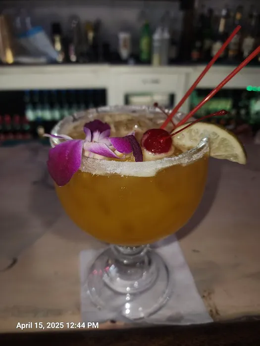 Cherry's Lounge Picture 8