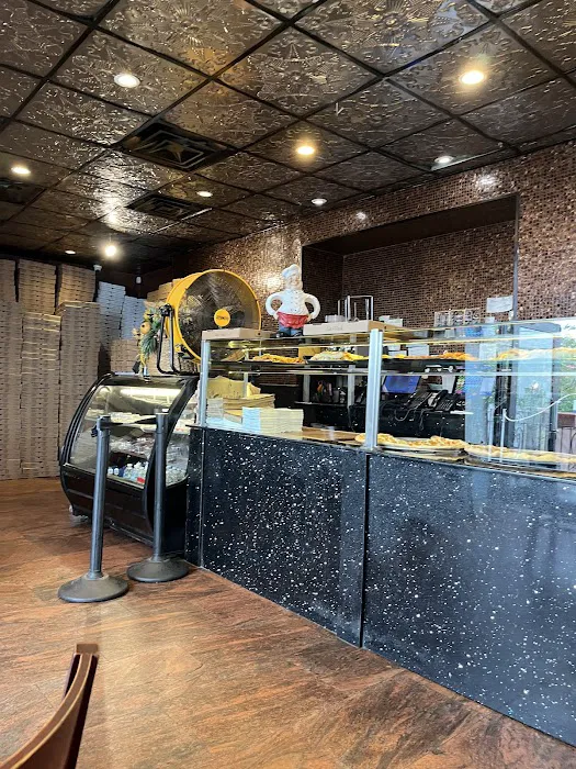 Vinnie's Pizza III Picture 1