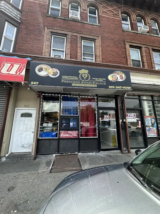 Princess Anaïs Palace Haïtian Restaurant Picture 7