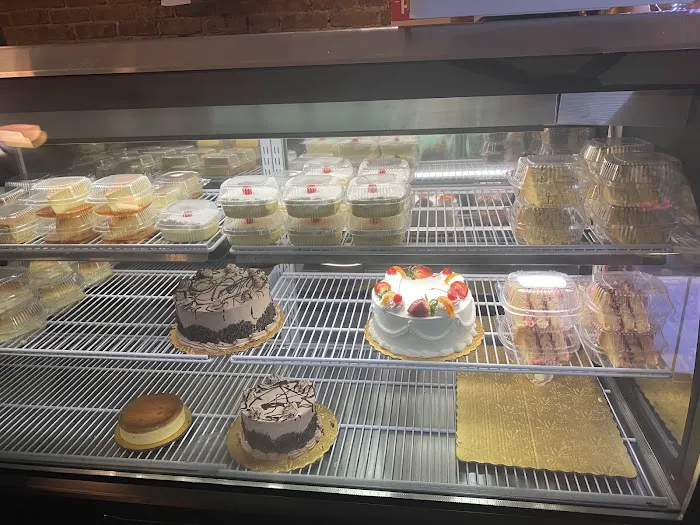 Chapin Restaurant & Bakery Picture 1