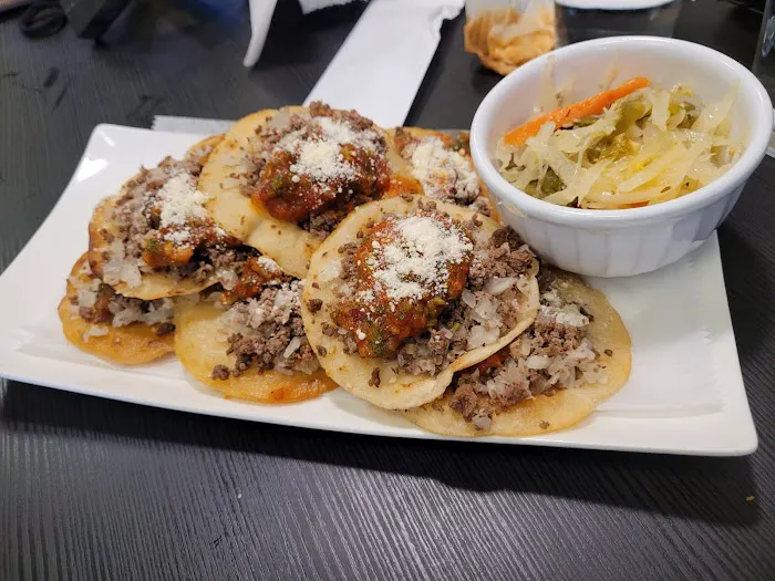 Chapin Restaurant & Bakery Picture 10