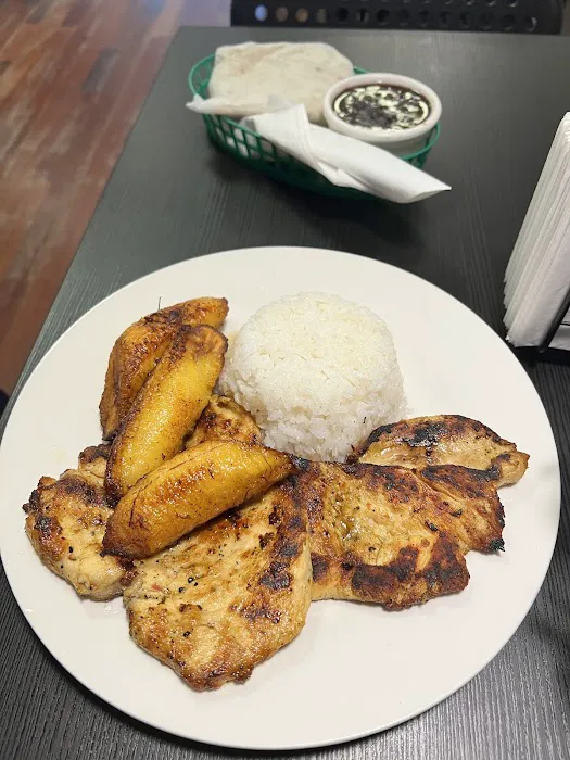 Chapin Restaurant & Bakery Picture 8