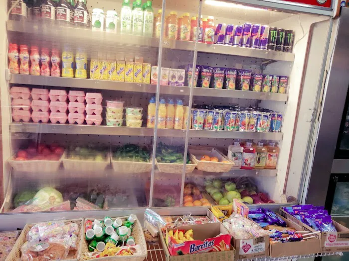 New Ranchito Deli & Taqueria Picture 7