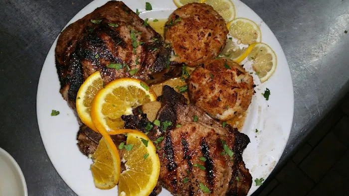 Mike's Olympic Grill Picture 10