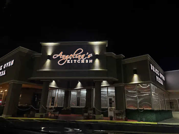 Angelina's Kitchen Picture 10