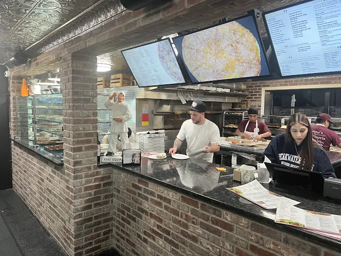 Nonna's Pizza Tottenville Picture 3