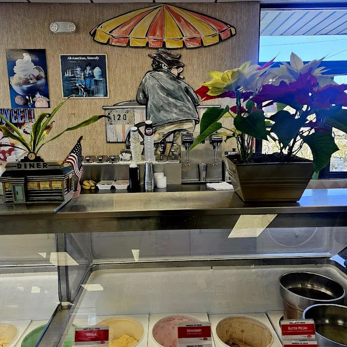 The Lantern Picture 8