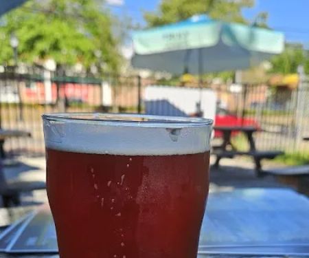 Kitchen and Beer Bar