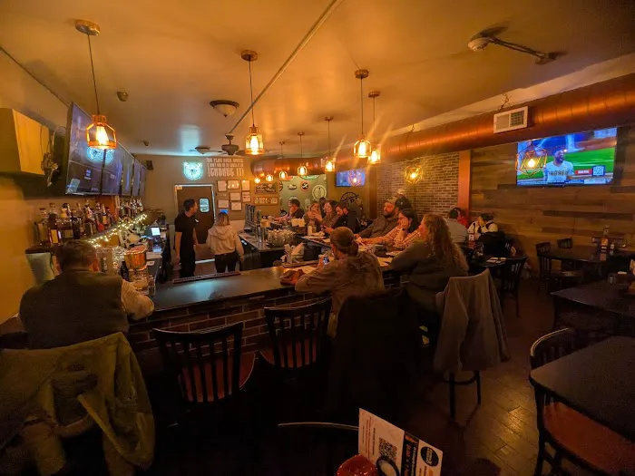 Kitchen and Beer Bar Picture 7