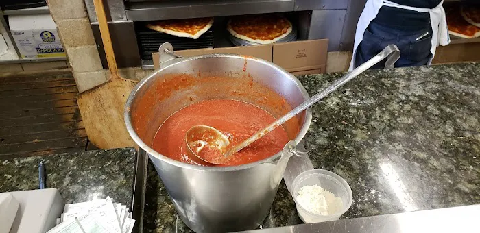 Vinnie's Pizzeria & Ristorante Picture 8