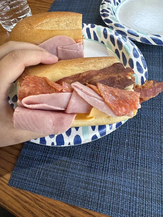 Don's Sandwich Shop Picture 10