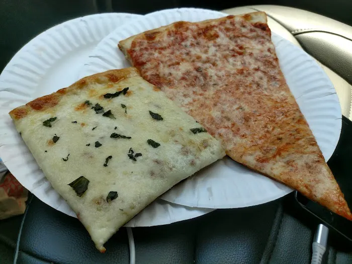 Bako's Pizza Picture 6