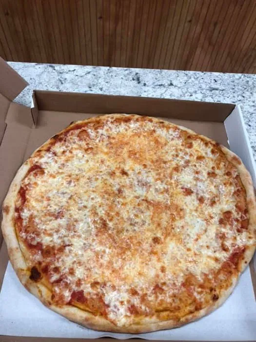 Amendola's Pizzeria & Restaurant Picture 8