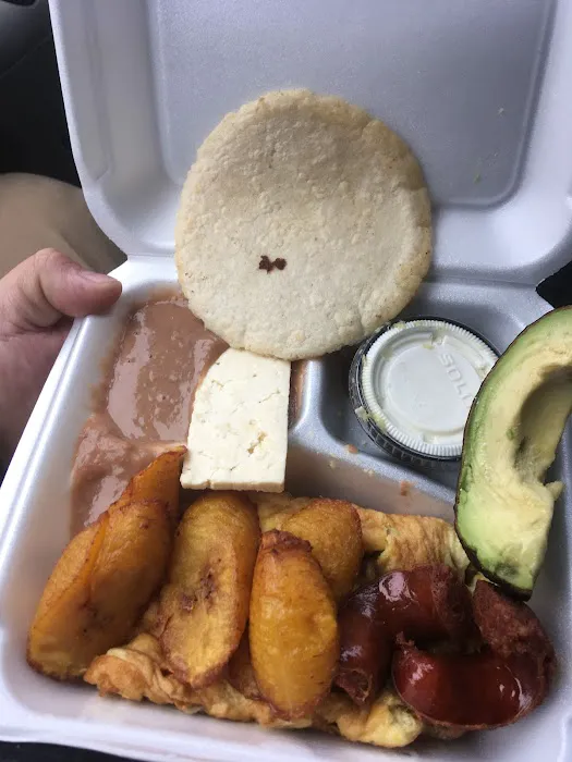 Latinos American Grill Picture 4