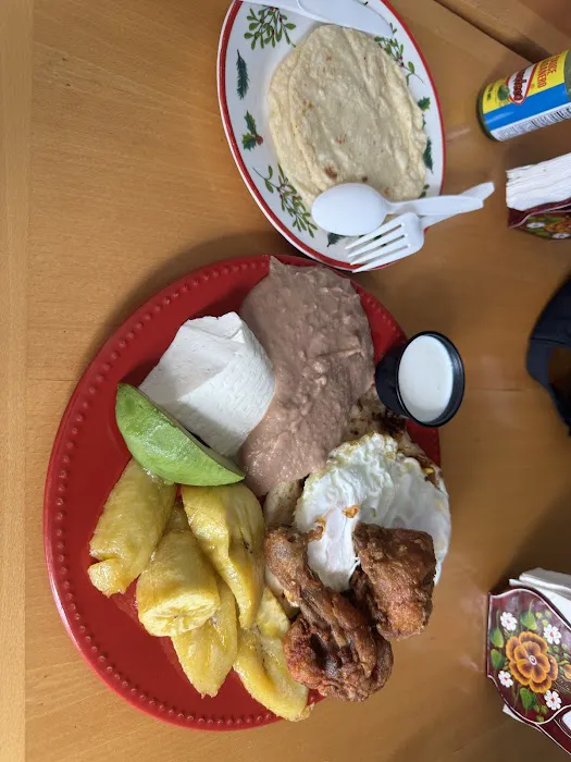 Latinos American Grill Picture 6