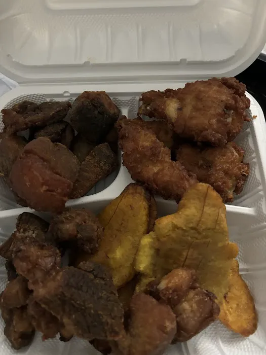 Lakay Buffet Picture 1