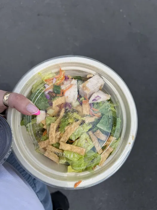 Leaf & Ladle Picture 3