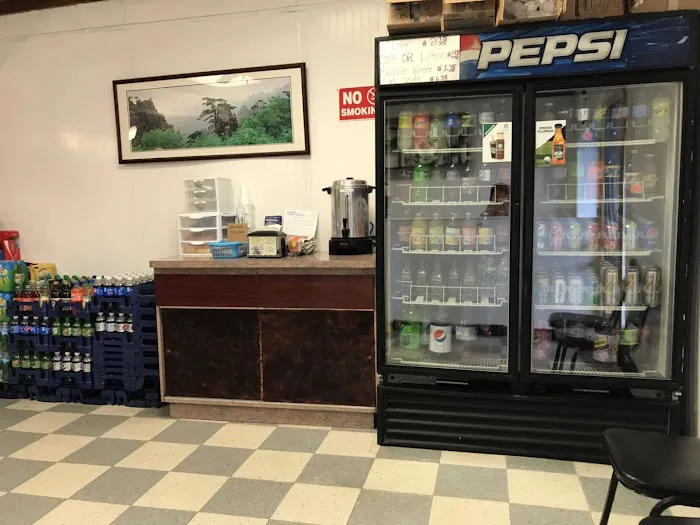 Warwick Kitchen Picture 4