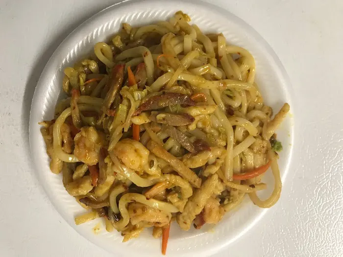 Warwick Kitchen Picture 1