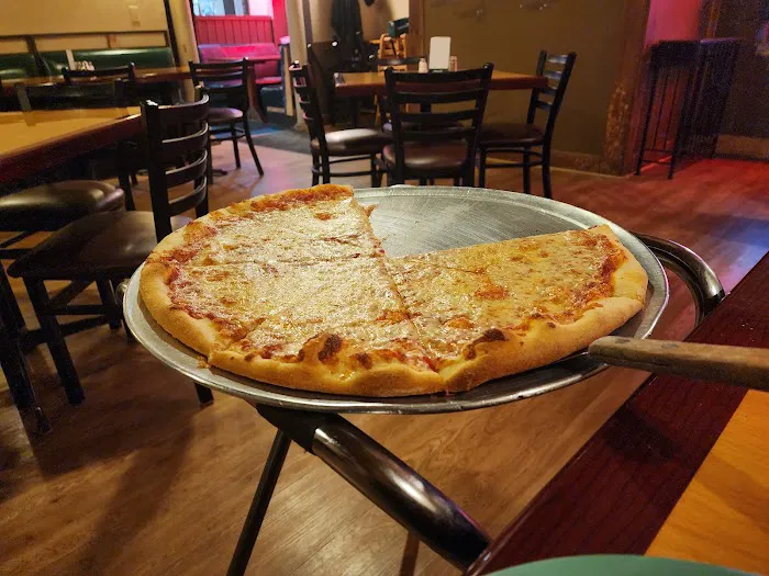 Benitos Pizzeria & Cafe Picture 3