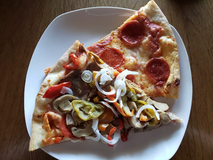 Benitos Pizzeria & Cafe Picture 10