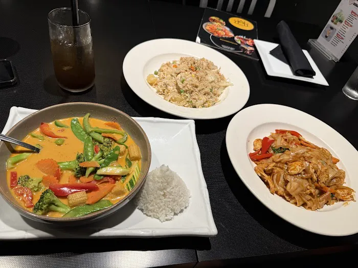 Warwick Thai Picture 2