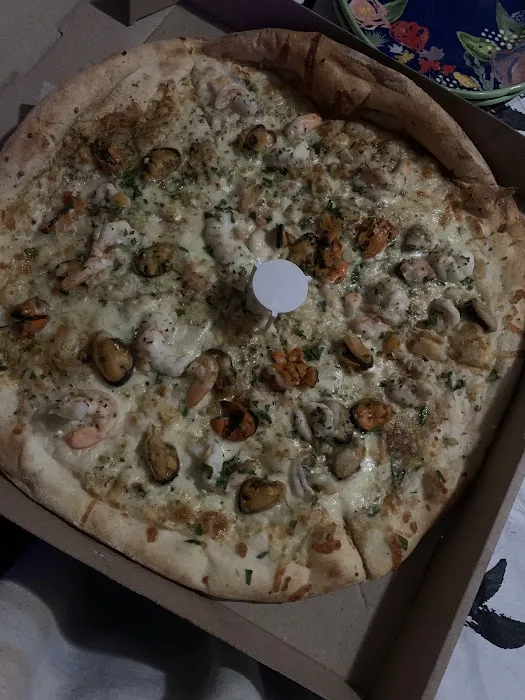 Frank's Pizza & Restaurant Picture 9