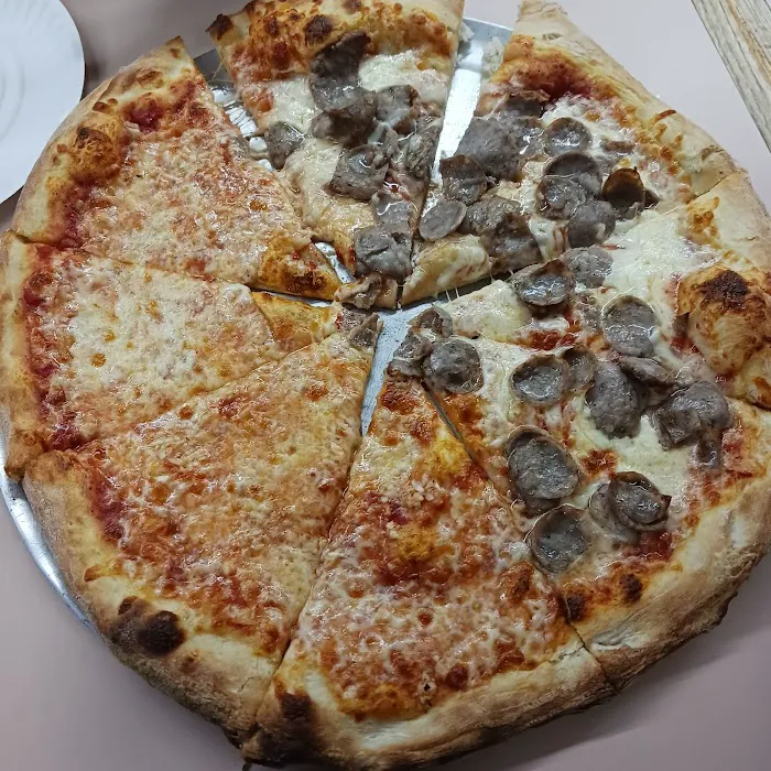 Frank's Pizza & Restaurant Picture 10