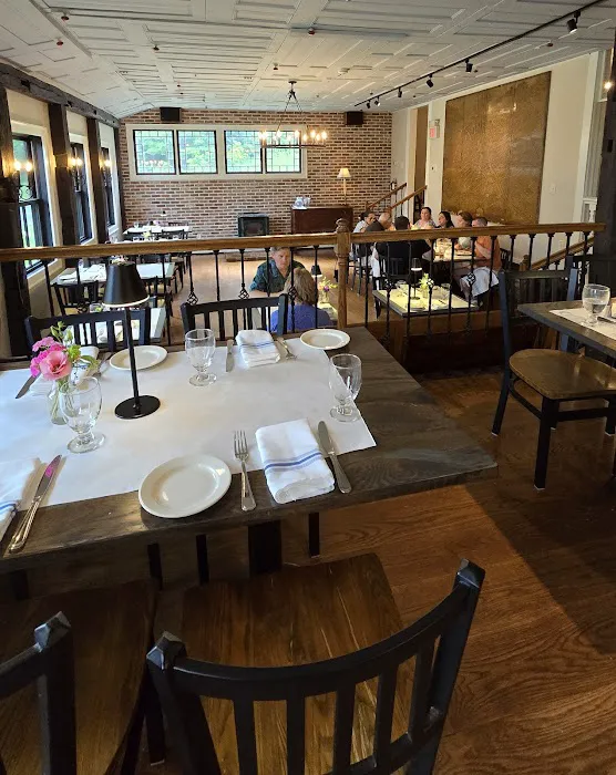 Landmark Inn Picture 8