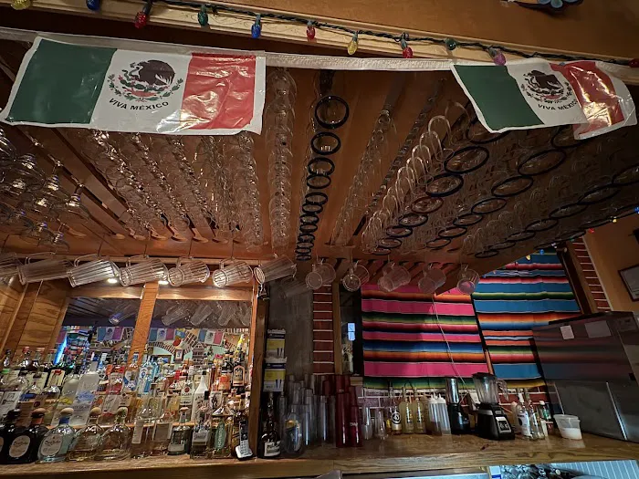 El Azteca Mexican Restaurant Picture 5