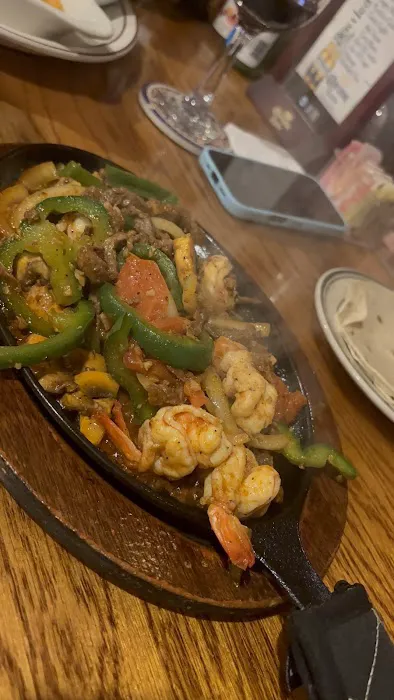 El Azteca Mexican Restaurant Picture 6