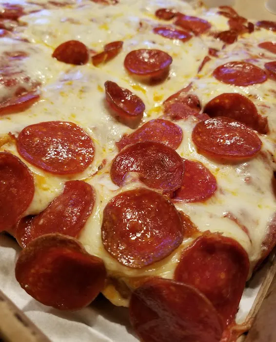 Tina's Pizza Cafe & Restaurant Picture 6