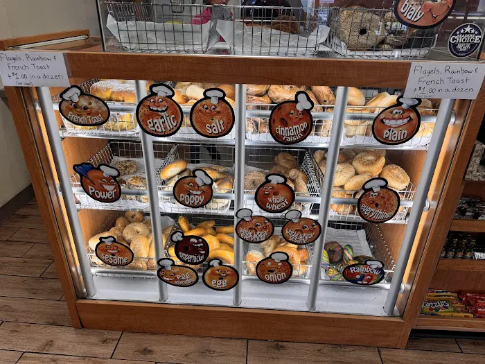 Bagel Girls Cafe Picture 7