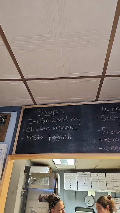 Main St Pizzeria & Restaurant Picture 2