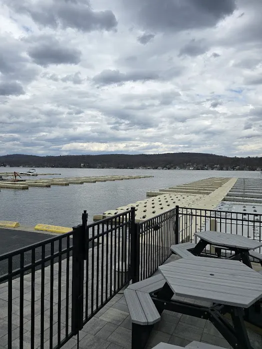 D'Boathaus Restaurant Picture 8